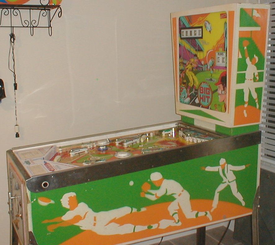 Big Hit Pinball Machine (1977) by D. Gottlieb & Co