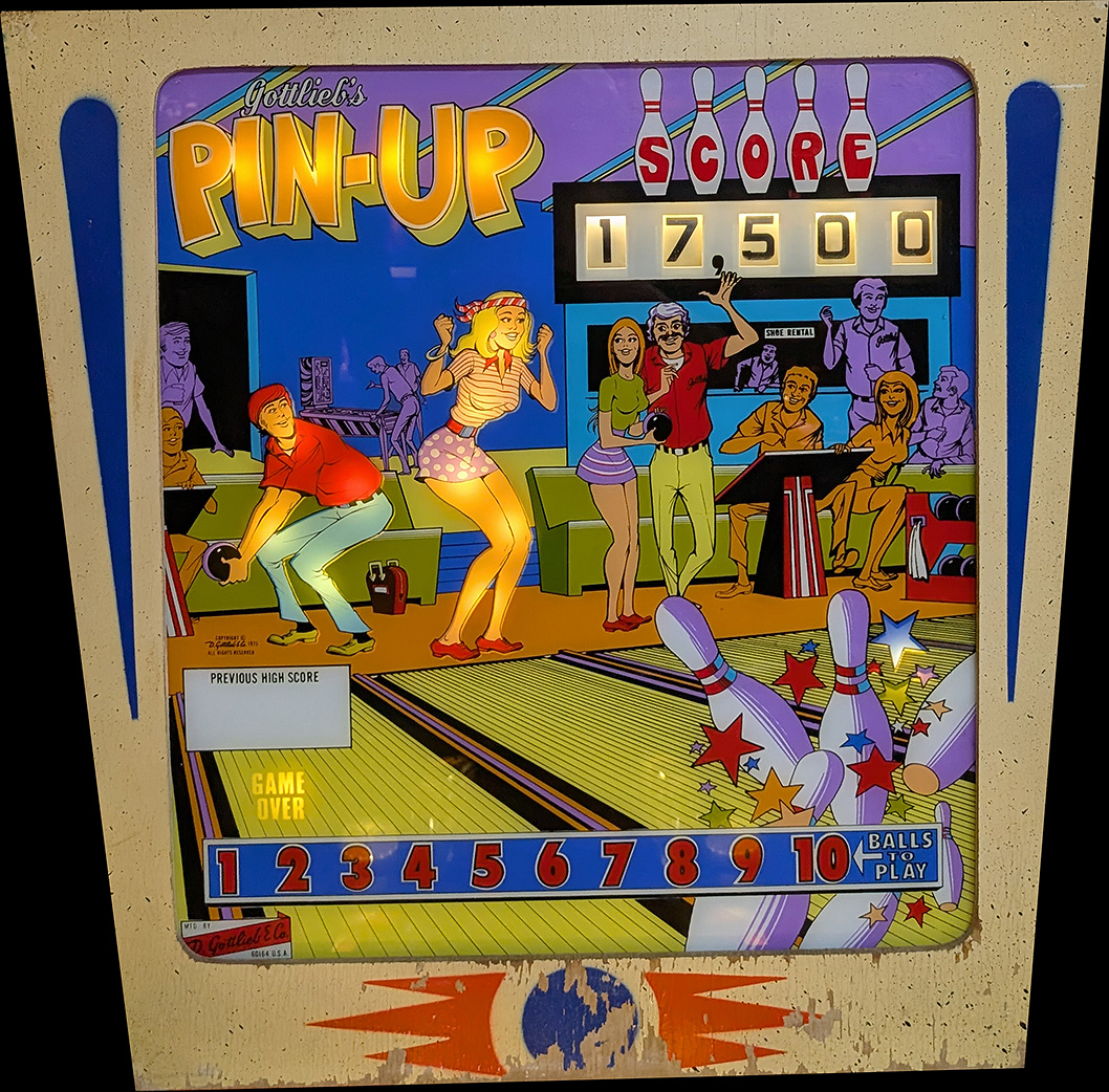 Pin-up / King Pin Pinball Machine (1973) by Gottlieb