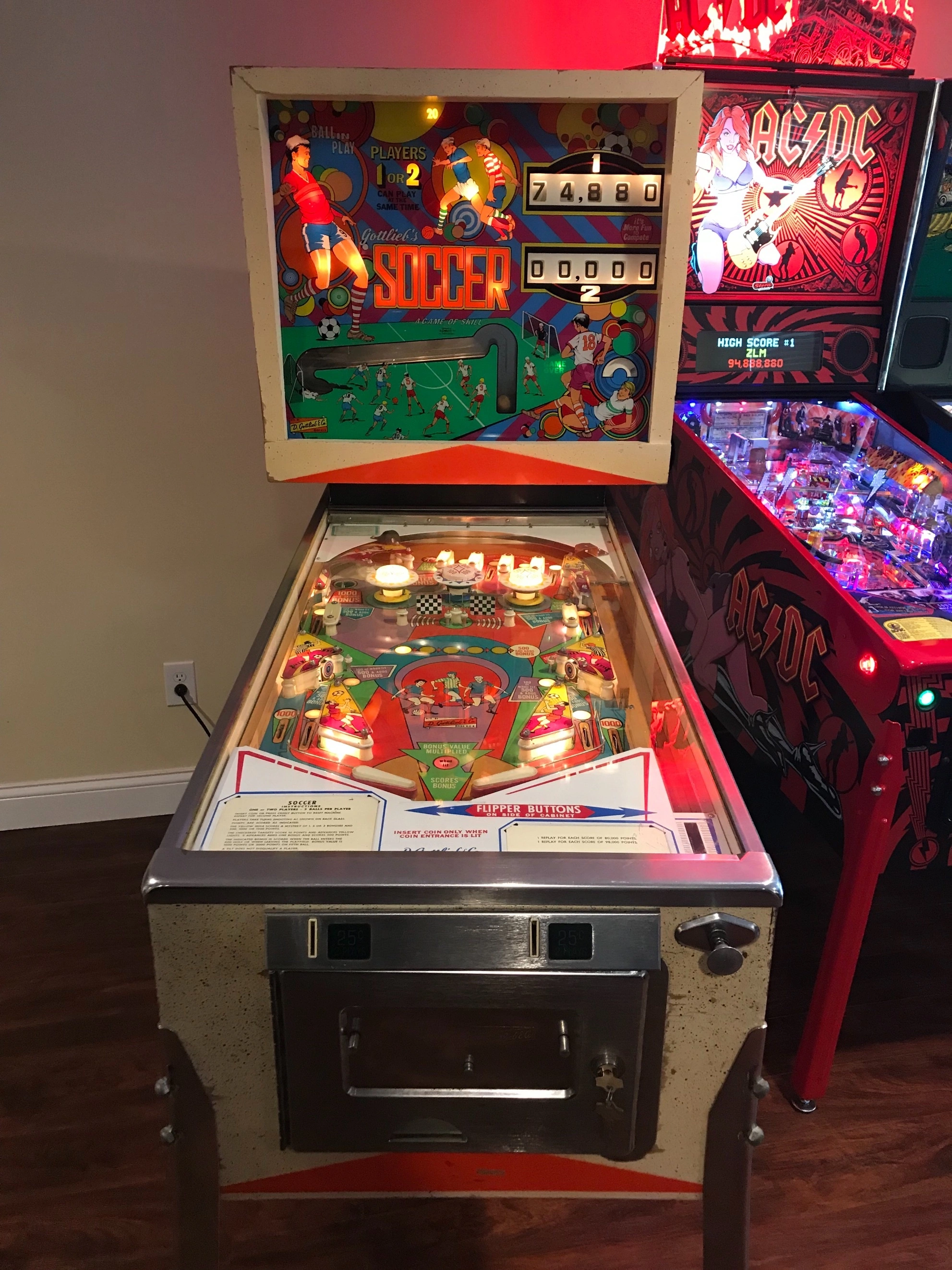 Soccer / Super Soccer Pinball Machine (1975) by D. Gottlieb & Co.