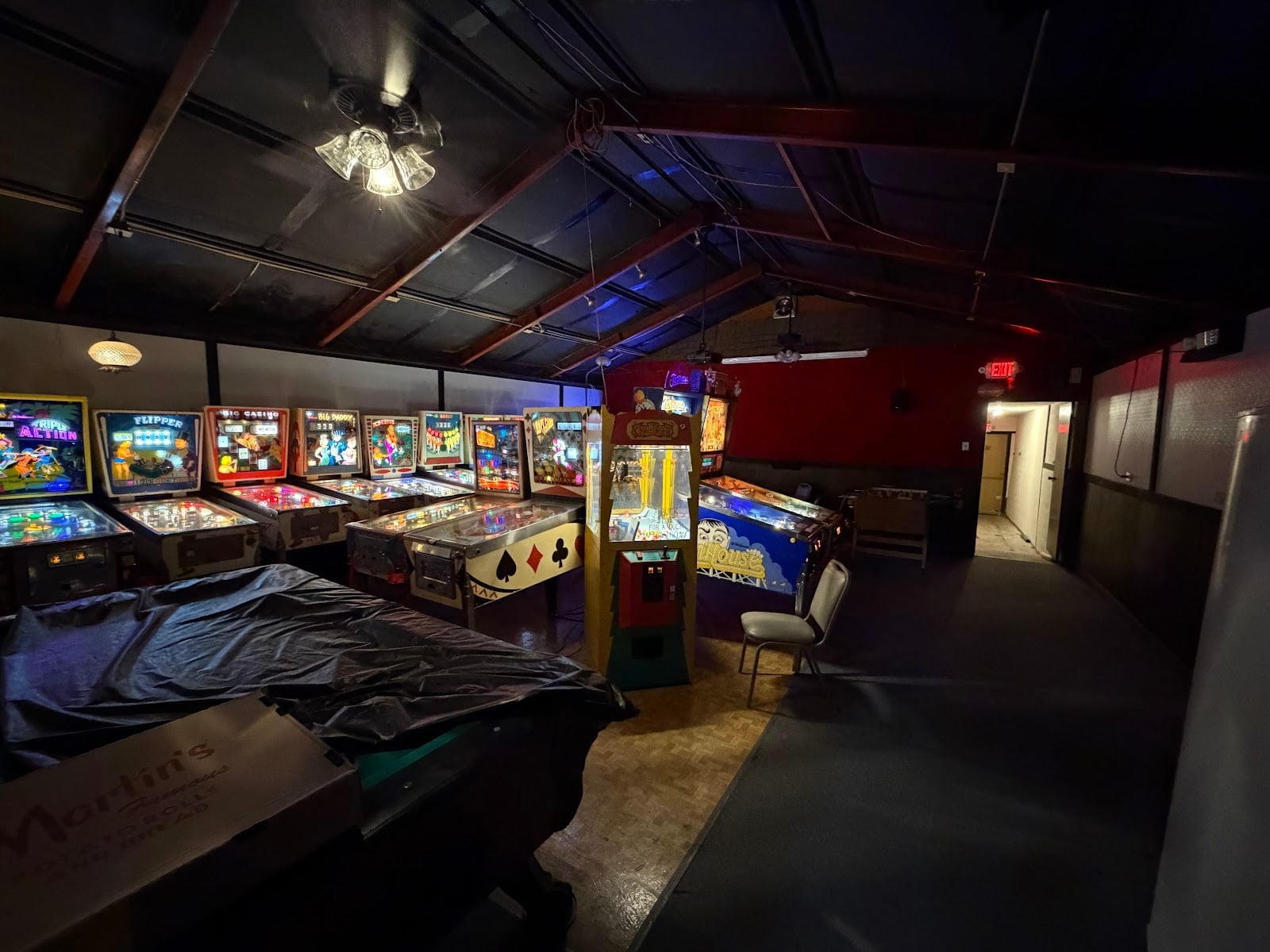 Kathy's Bar & Grill